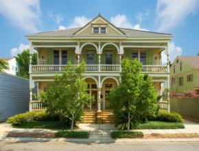 Maison Perrier Bed & Breakfast, New Orleans